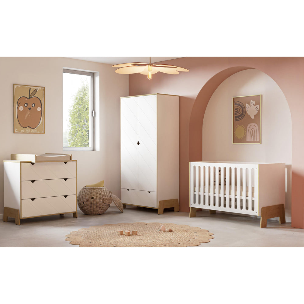 Elsie 3 Drawer Chest Of Drawers- Matt White & Hamilton Oak - FurniComp