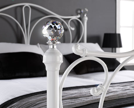 Claire White Metal Frame Bed - FurniComp