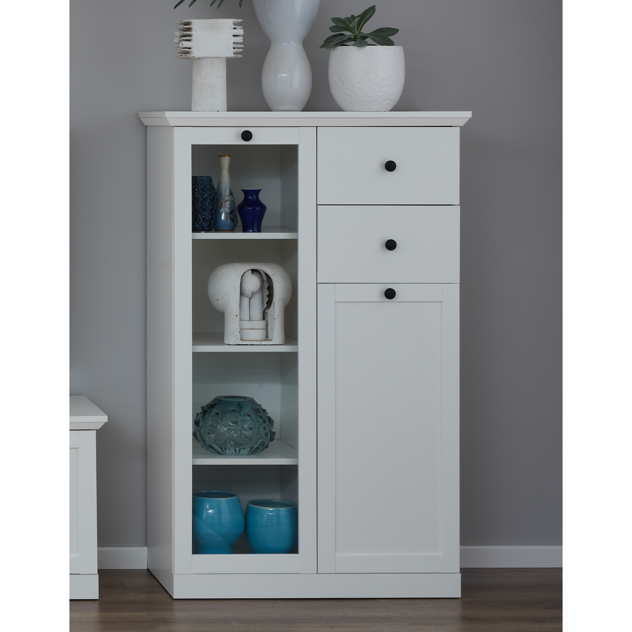 Cheshire 2 Door 2 Drawer White Country Style Low Display Cabinet - FurniComp