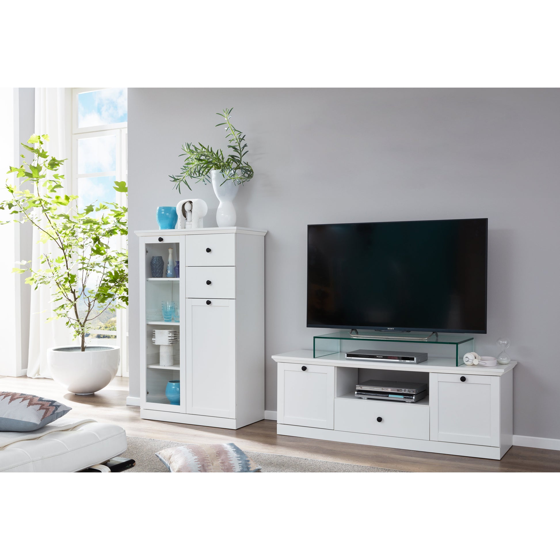 Cheshire 2 Door 1 Drawer Small White Country Style TV Stand - FurniComp