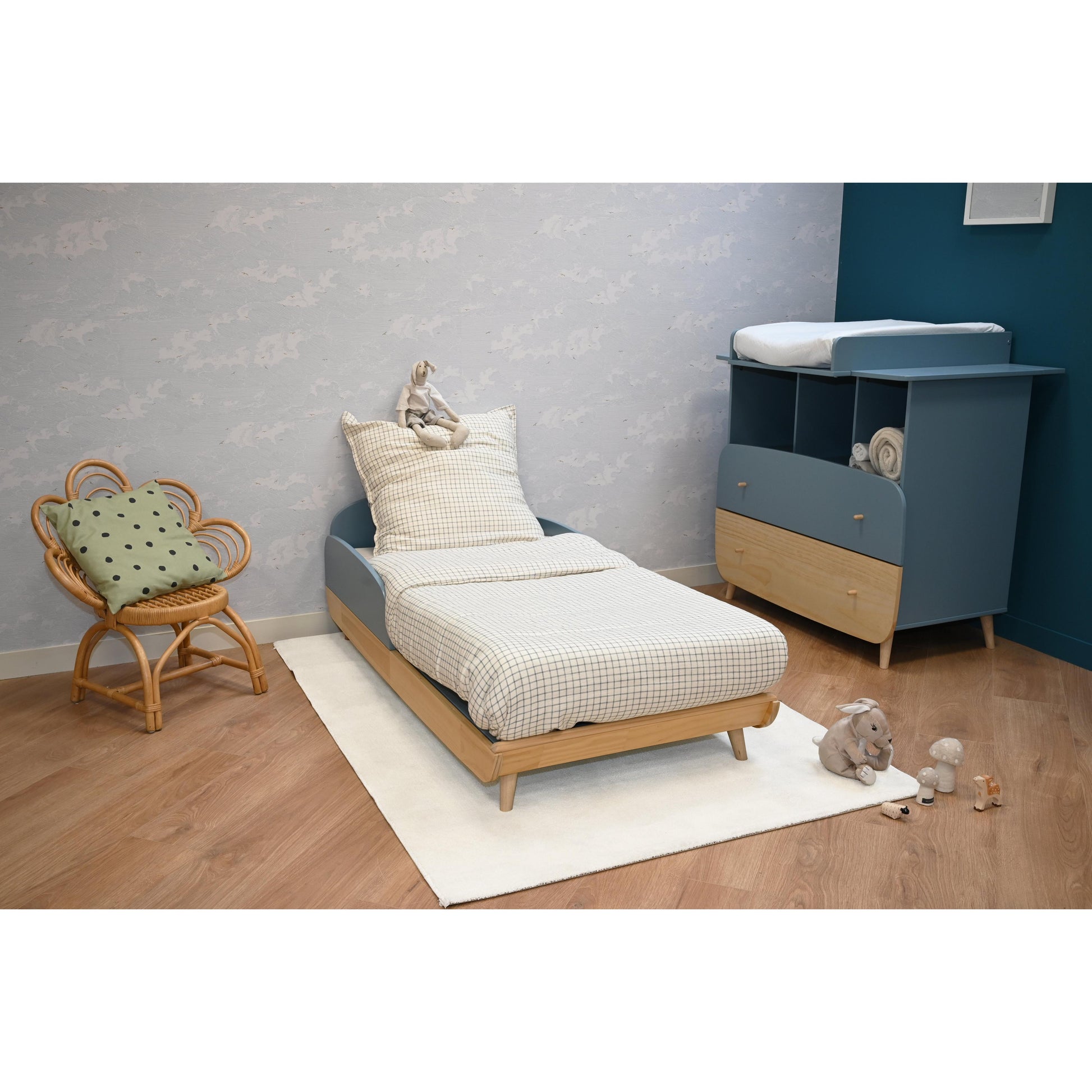 Poppy 70x140cm Convertible Cot Bed + Conversion Kit- Blue & Oak - FurniComp