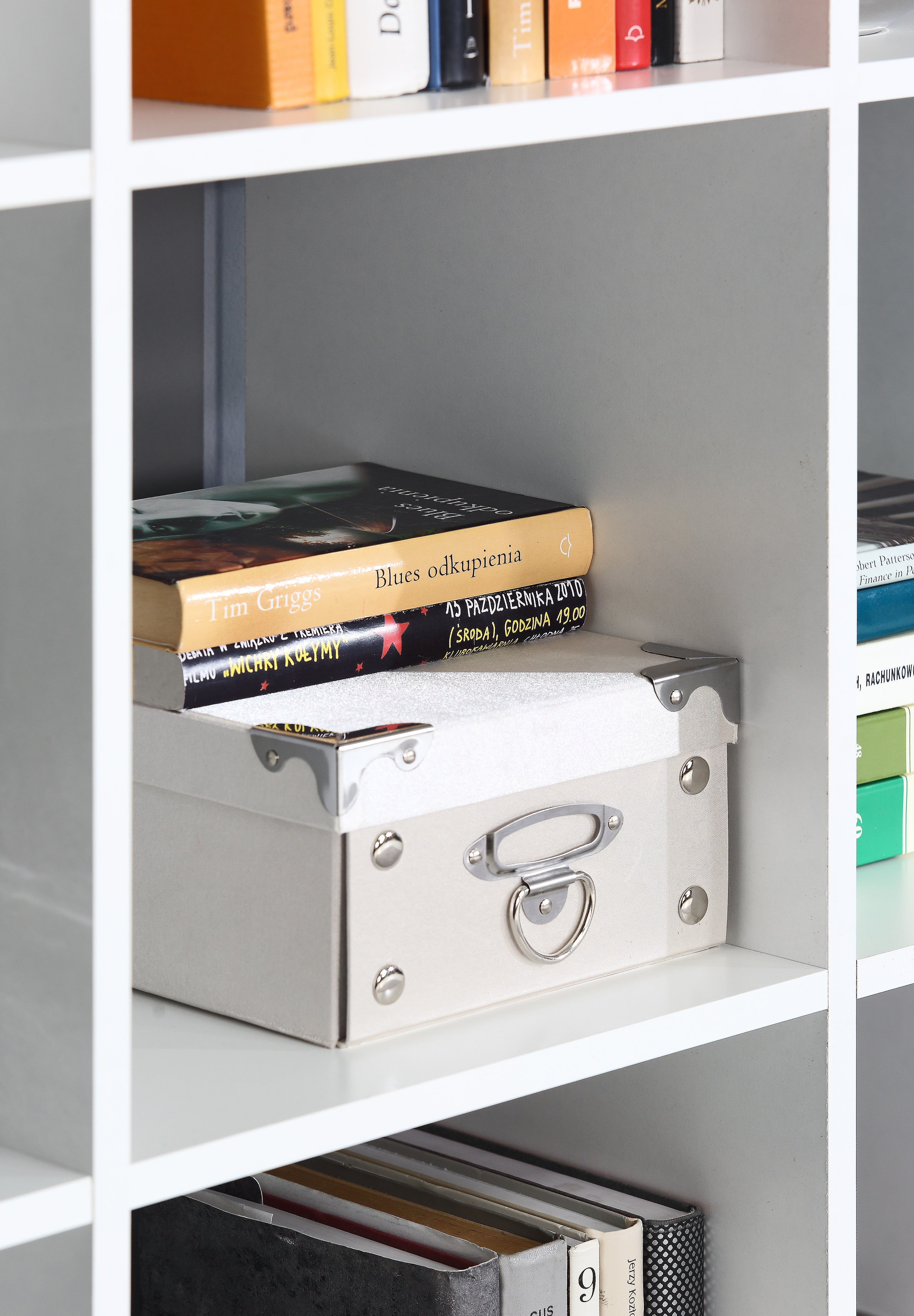 Cora 4 Tier Tall Open Back Bookcase/Shelving Unit in White - FurniComp