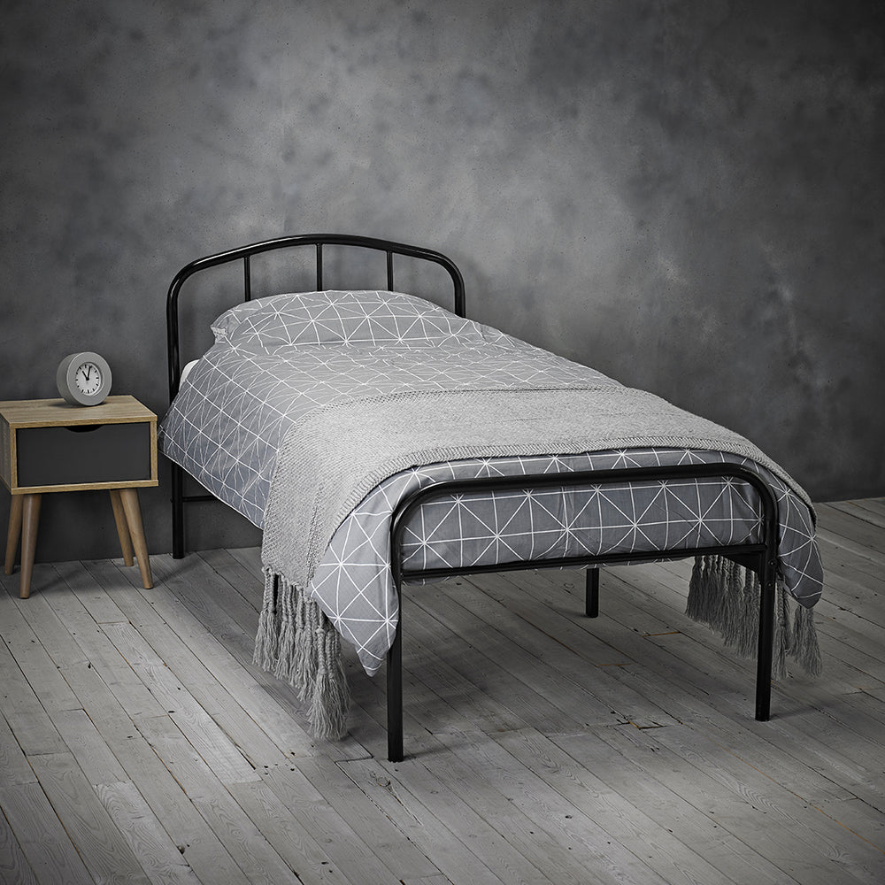Spencer Black Metal Frame Bed - FurniComp